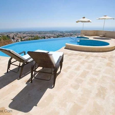 Beau Views Apartment Peyia Luaran gambar